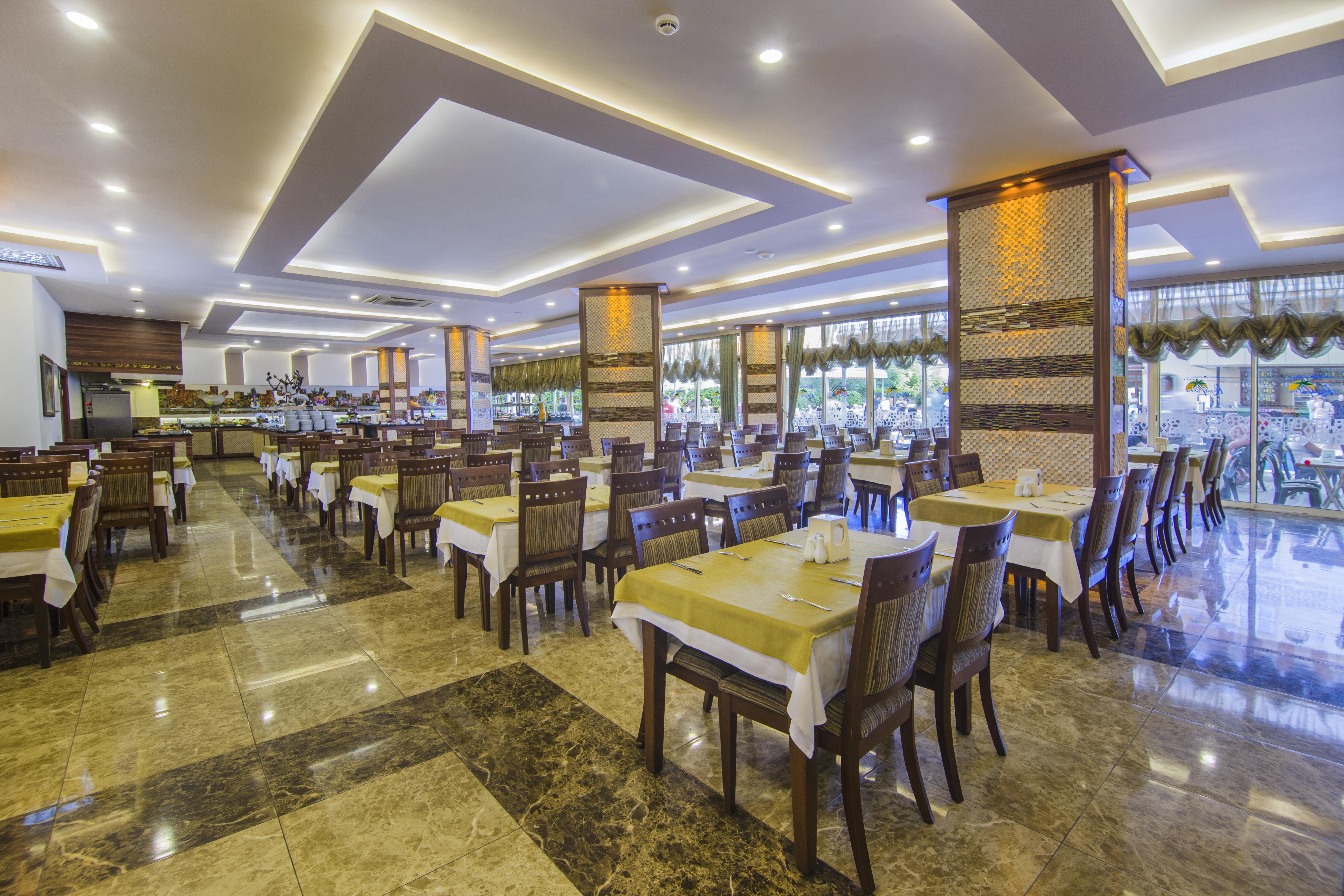 Kleopatra Royal Palm Hotel Alanya Buitenkant foto