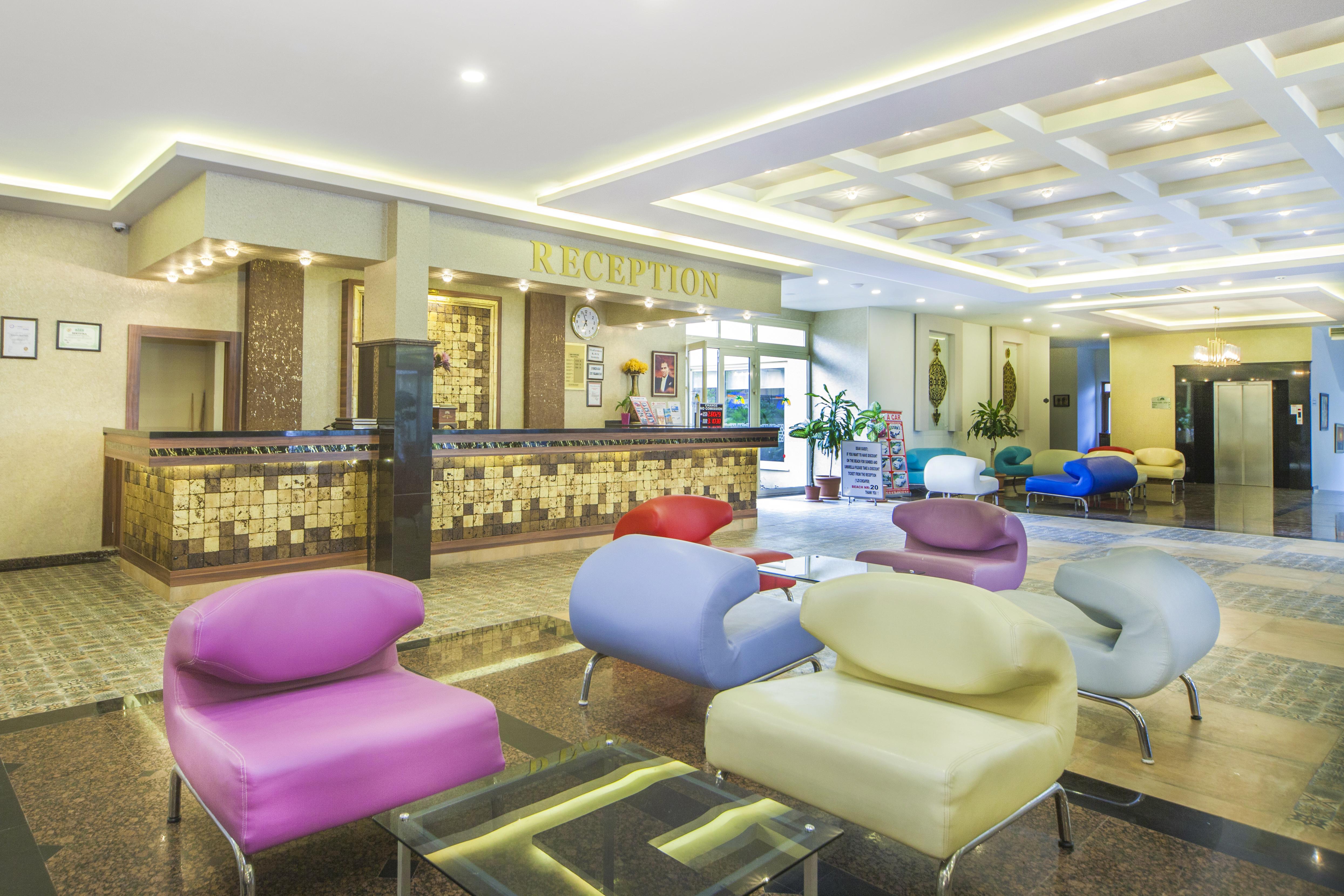 Kleopatra Royal Palm Hotel Alanya Buitenkant foto