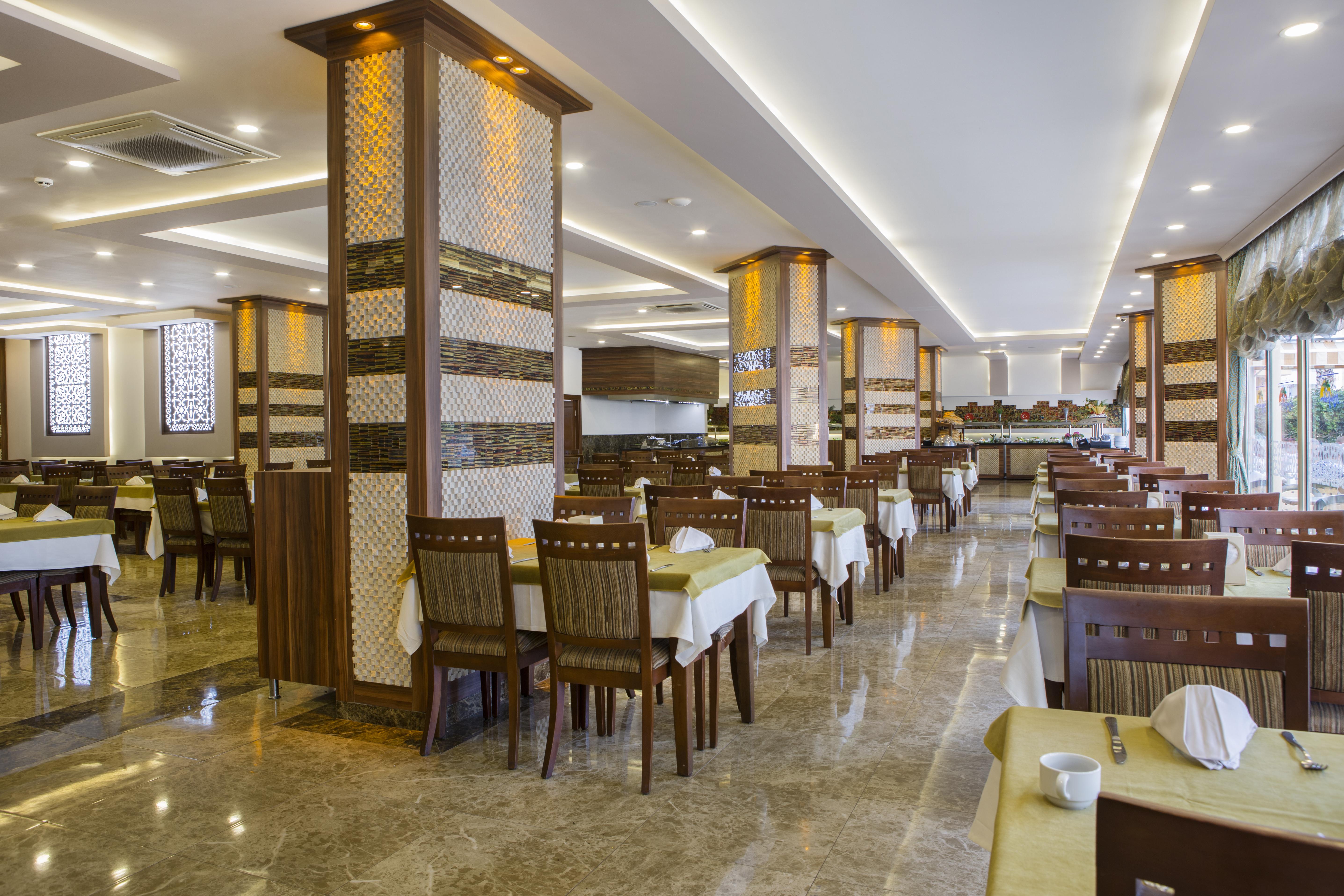 Kleopatra Royal Palm Hotel Alanya Buitenkant foto