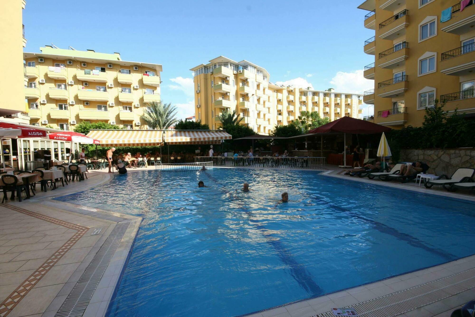 Kleopatra Royal Palm Hotel Alanya Buitenkant foto